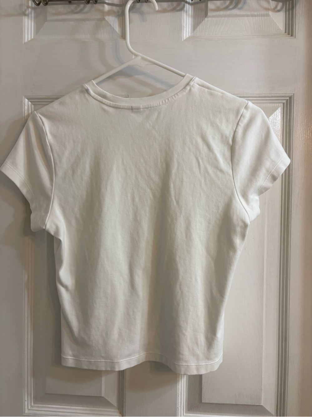 Uniqlo White Women's Crewneck Crop Top - Picture 3 of 4